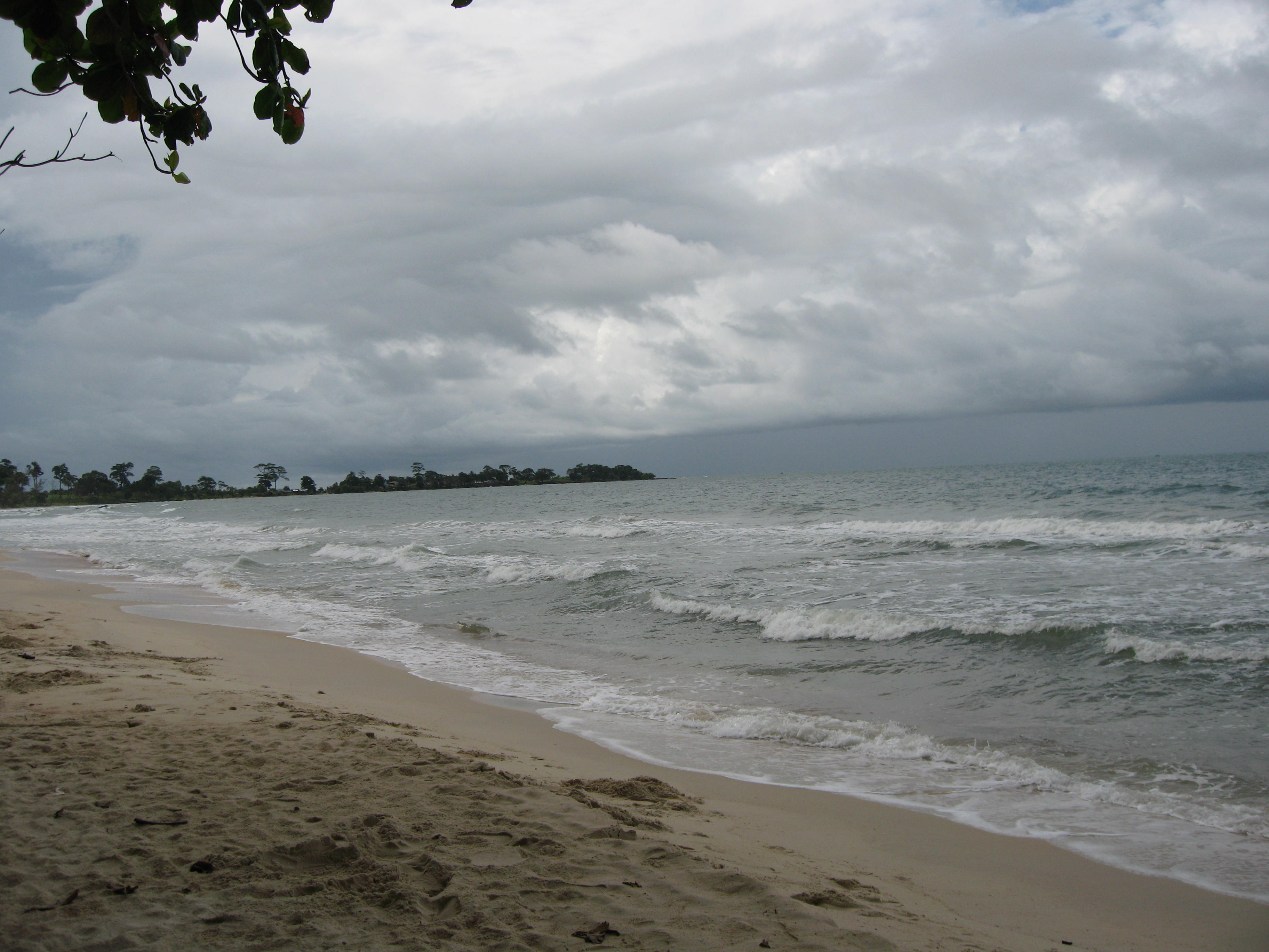 attraction-Deum Chhrey Beach.jpg